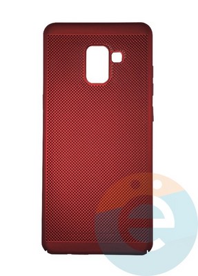 Накладка пластиковая перфорированная на Samsung Galaxy A8 Plus (2018) SM-A730 красная - фото 16397
