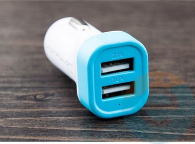 АЗУ Konfulon C-17 2.1А 2xUSB голубое - фото 18385