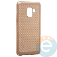Накладка пластиковая перфорированная на Samsung Galaxy A8 (2018) SM-A530 золотистая